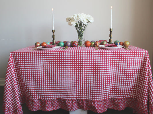 Frilled Red Gingham Table Cloth and Napkin Set